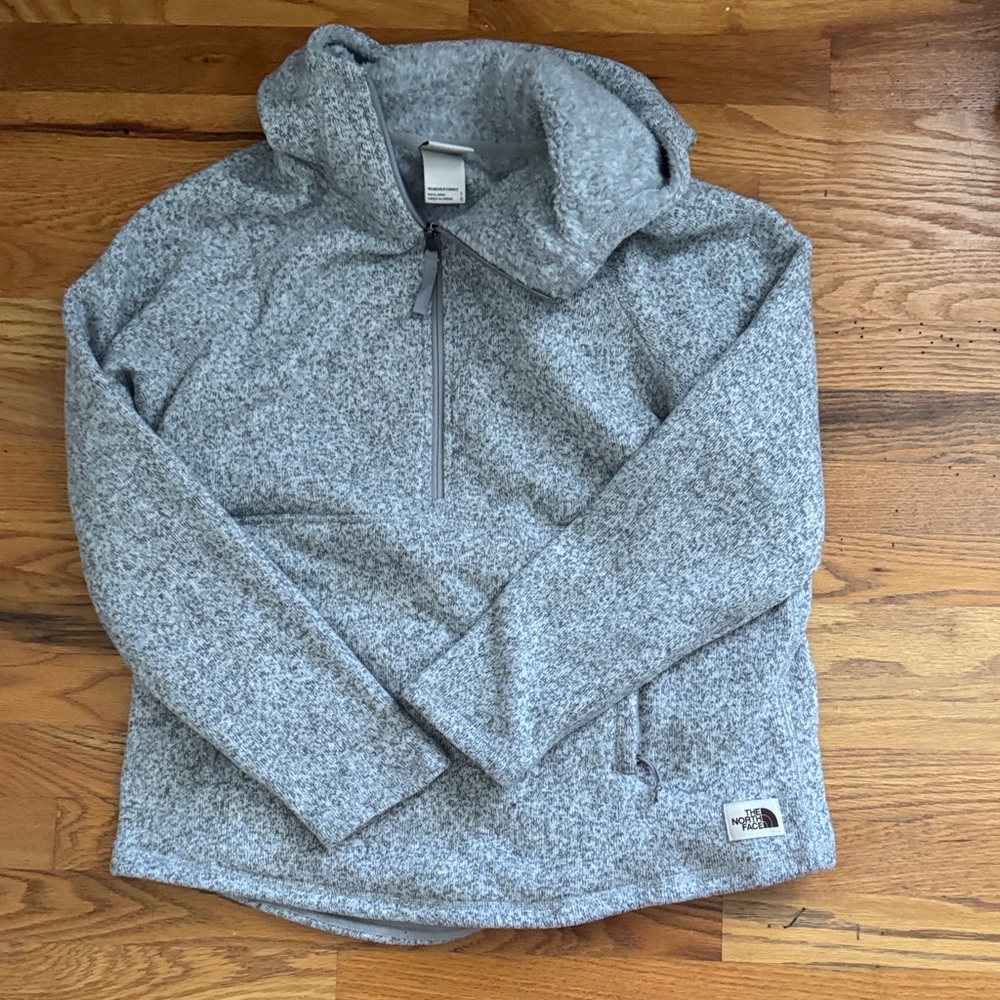 The North Face Heather Gray Fleece Pullover